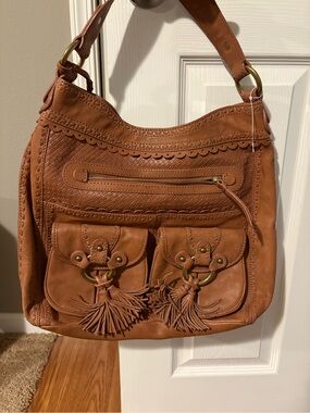Beautiful Vintage Lockhart shoulder Bag in Tan